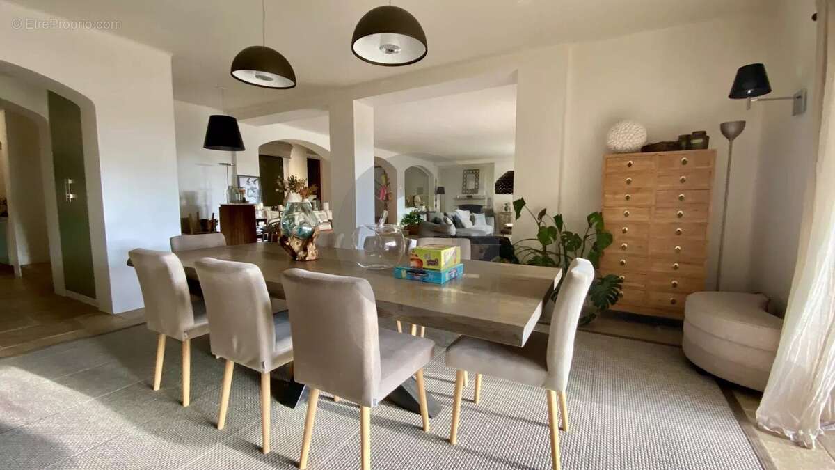 Maison à LA COLLE-SUR-LOUP