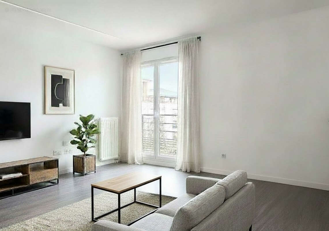 Appartement à THIAIS