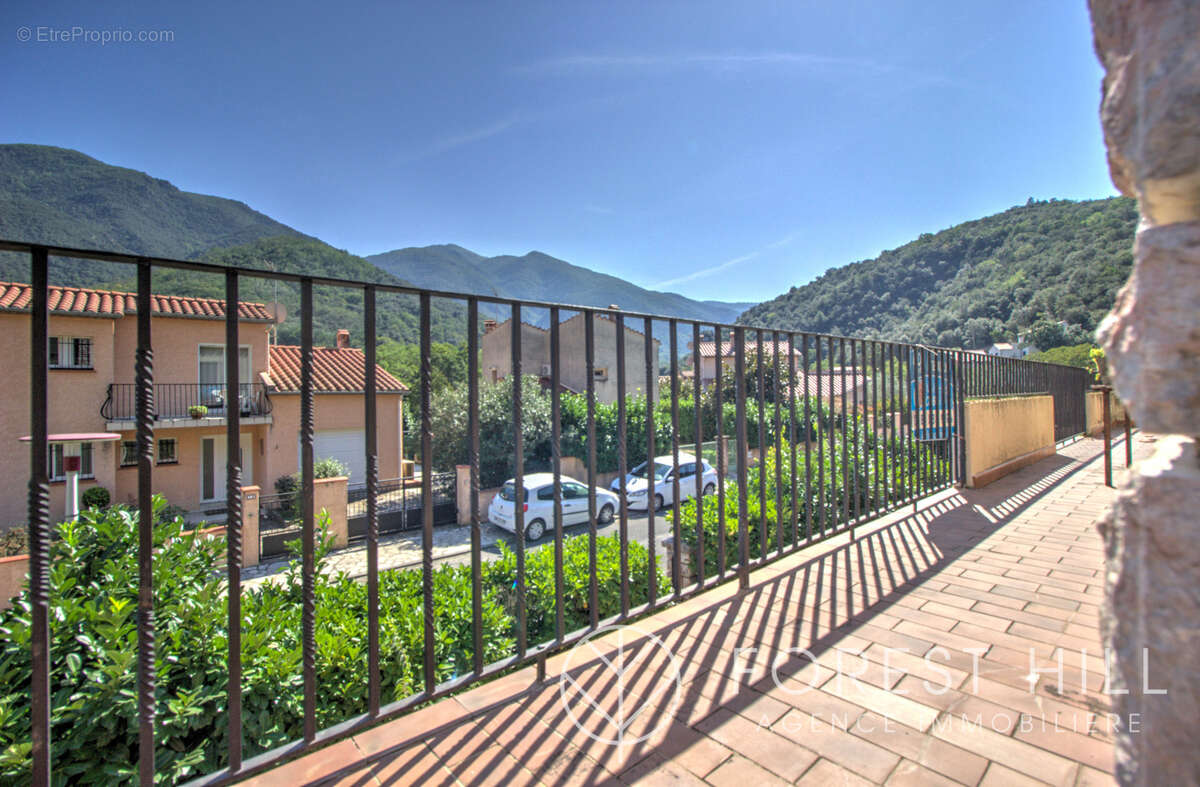 Maison 4 faces   fort potentiel, grand garage et terrain - photo 26