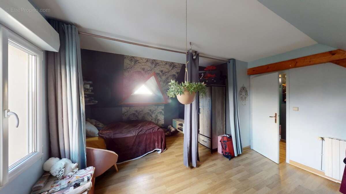 Maison à BEAUMONT-HAGUE