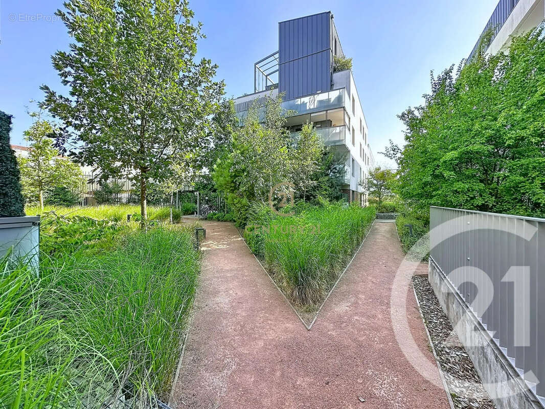 Appartement 79 m² à Lyon-8e  - photo 3