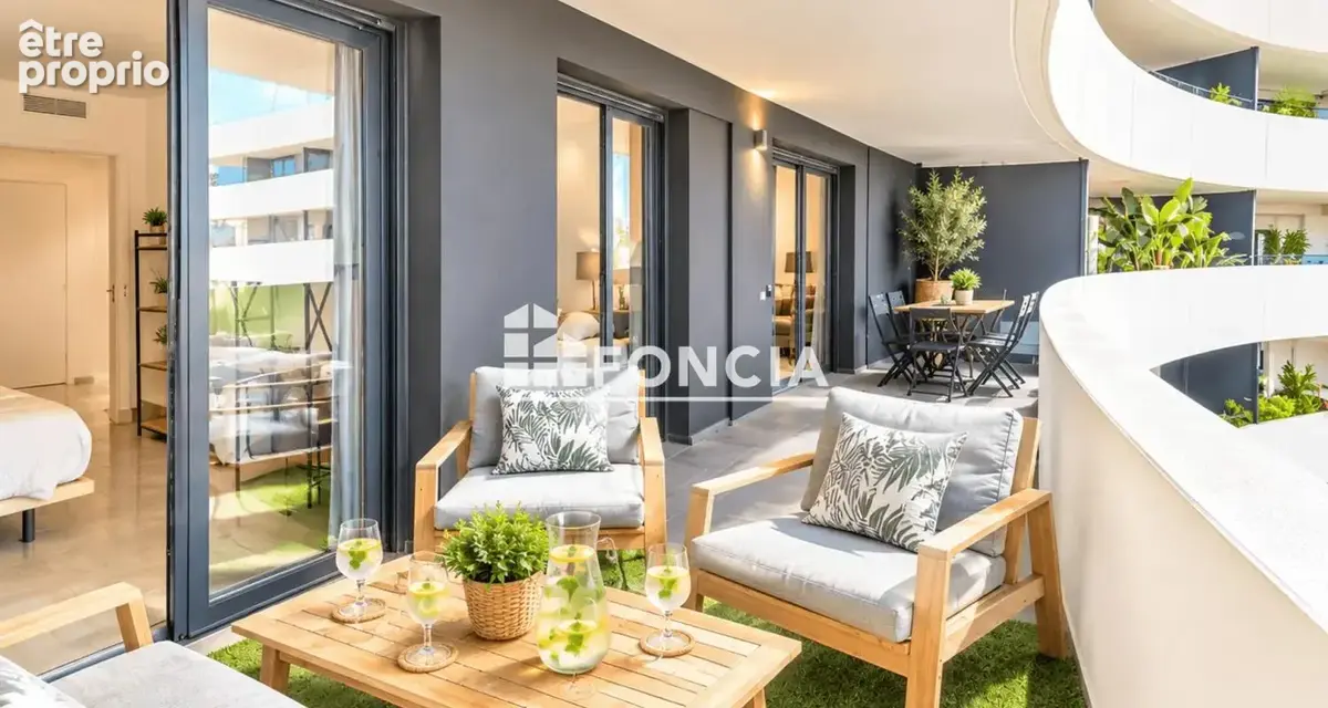 Agde – Cap d'Agde : T3 de 56,60 m² avec balcon de 22 m², résidence récente avec ascenseur et parking - photo 8
