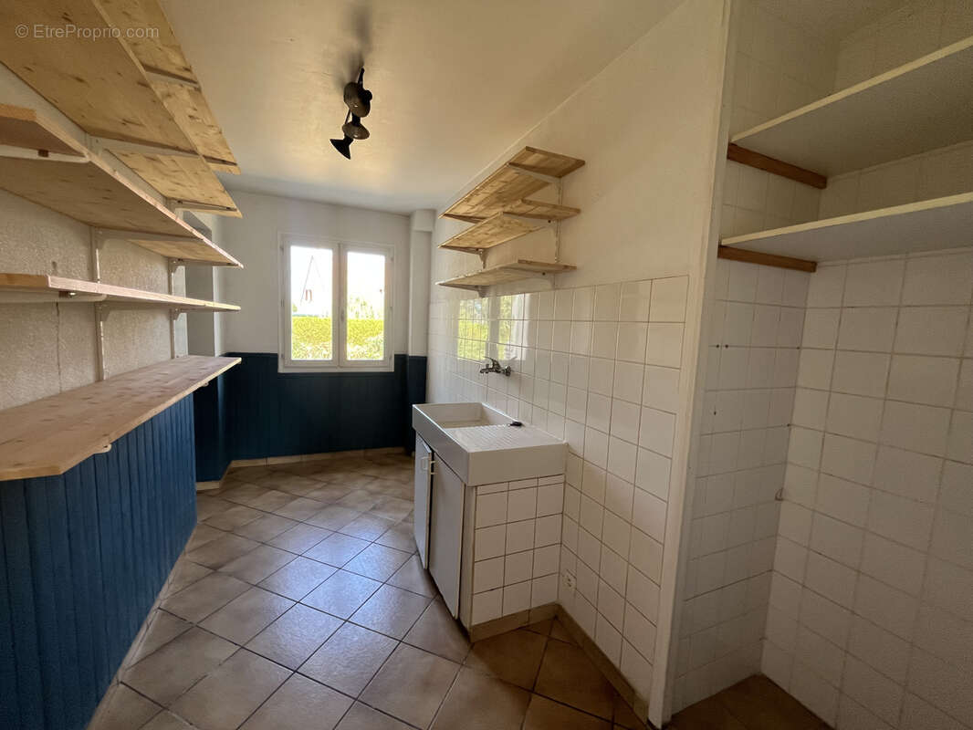 Maison 150 m² à Tour-En-Bessin  - photo 7