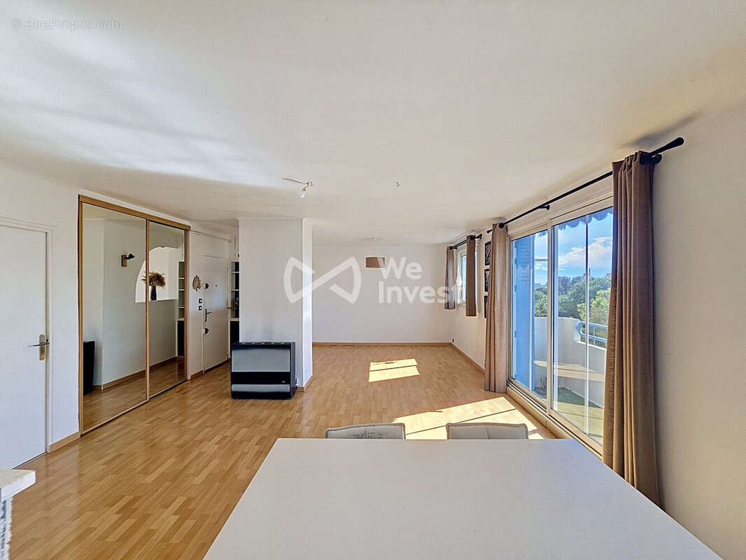 Appartement à MARSEILLE-12E