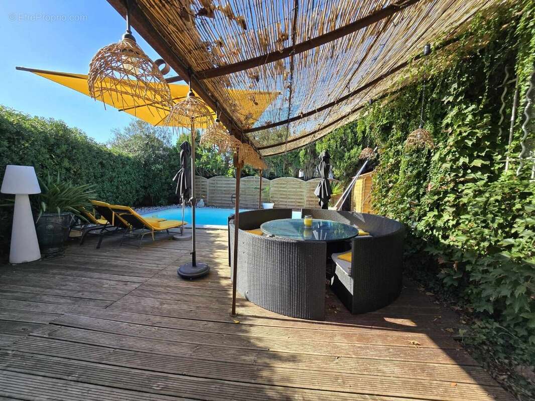 Maison à VILLENEUVE-LES-BEZIERS