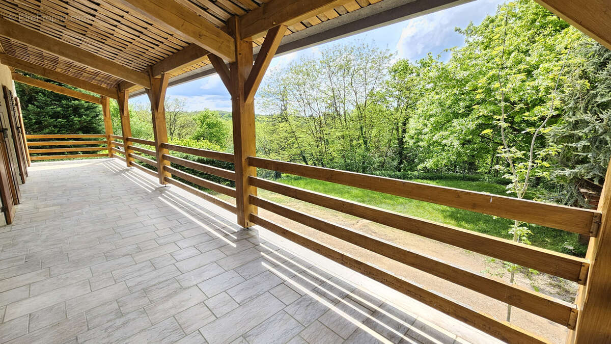 Maison à FRANCHEVILLE