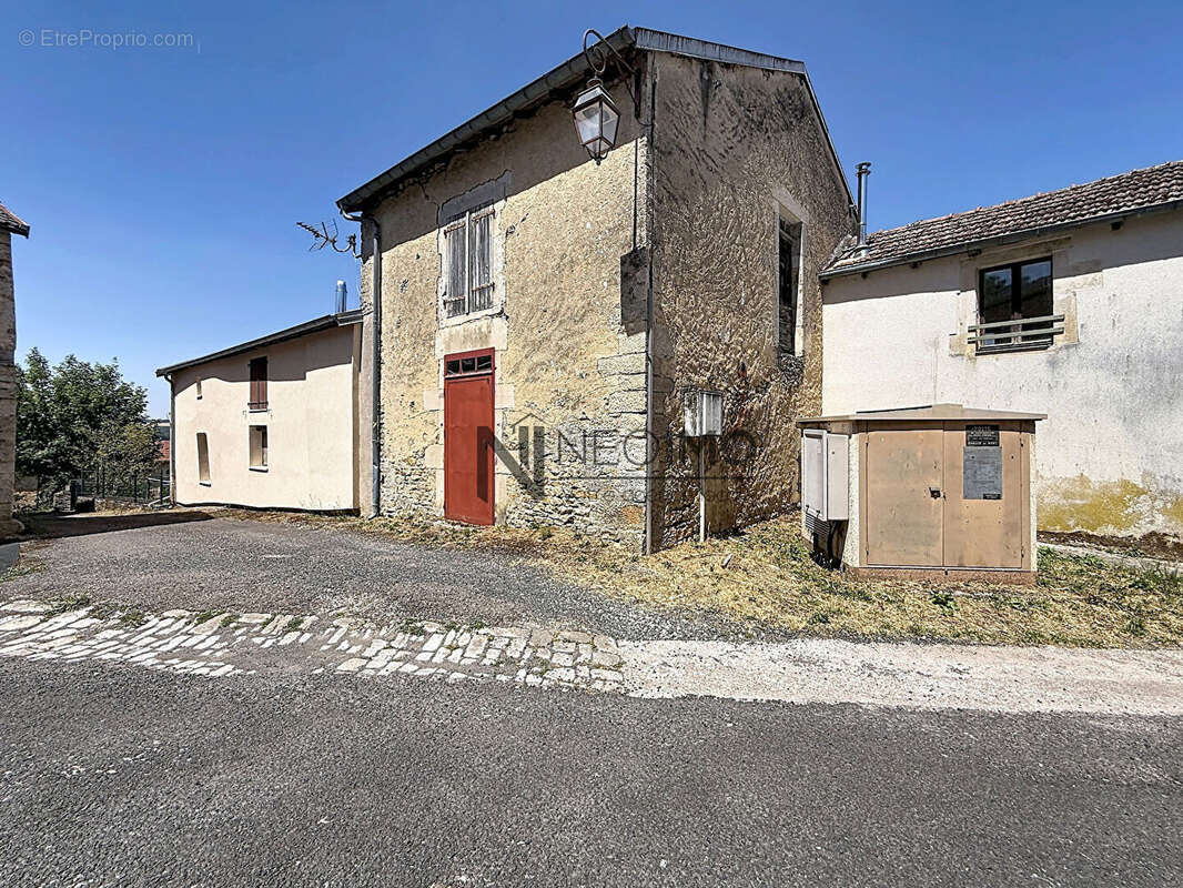 Batiment avec garage Bourmont Entre Meuse Et Mouzon - photo 7