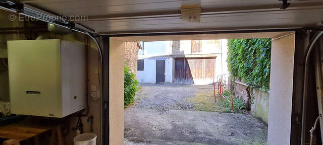 Maison à LA CLAYETTE