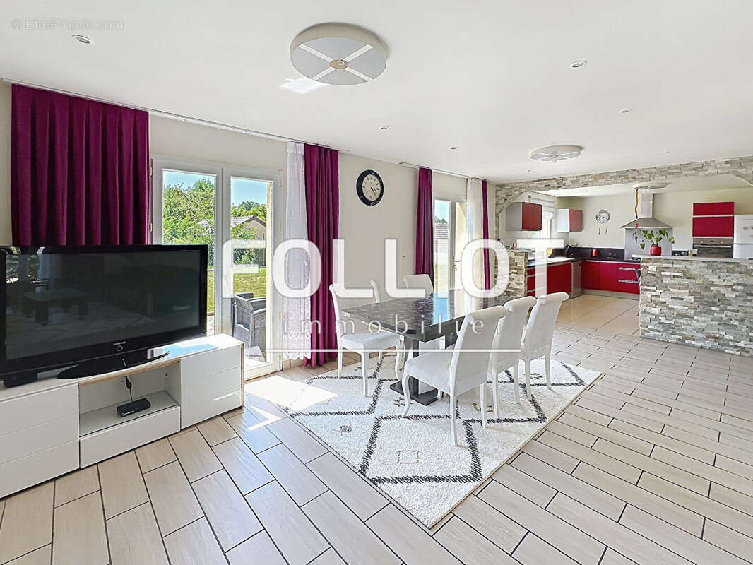 A vendre Maison familiale 50000 SAINT LO - photo 5