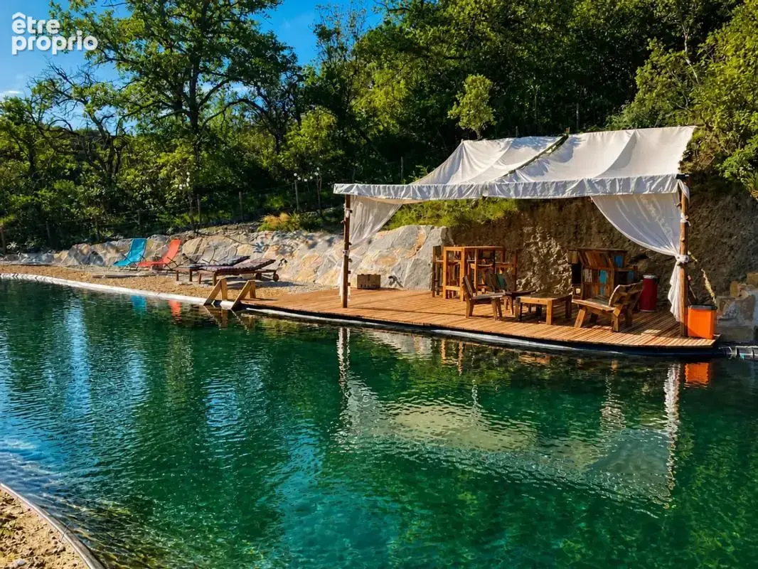Maison de 4 pièces de 210 m² à Tornac - photo 16