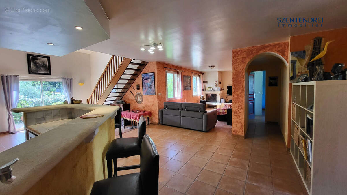 maison à vendre saint séries Szentendrei immobilier - Maison à SAINT-SERIES