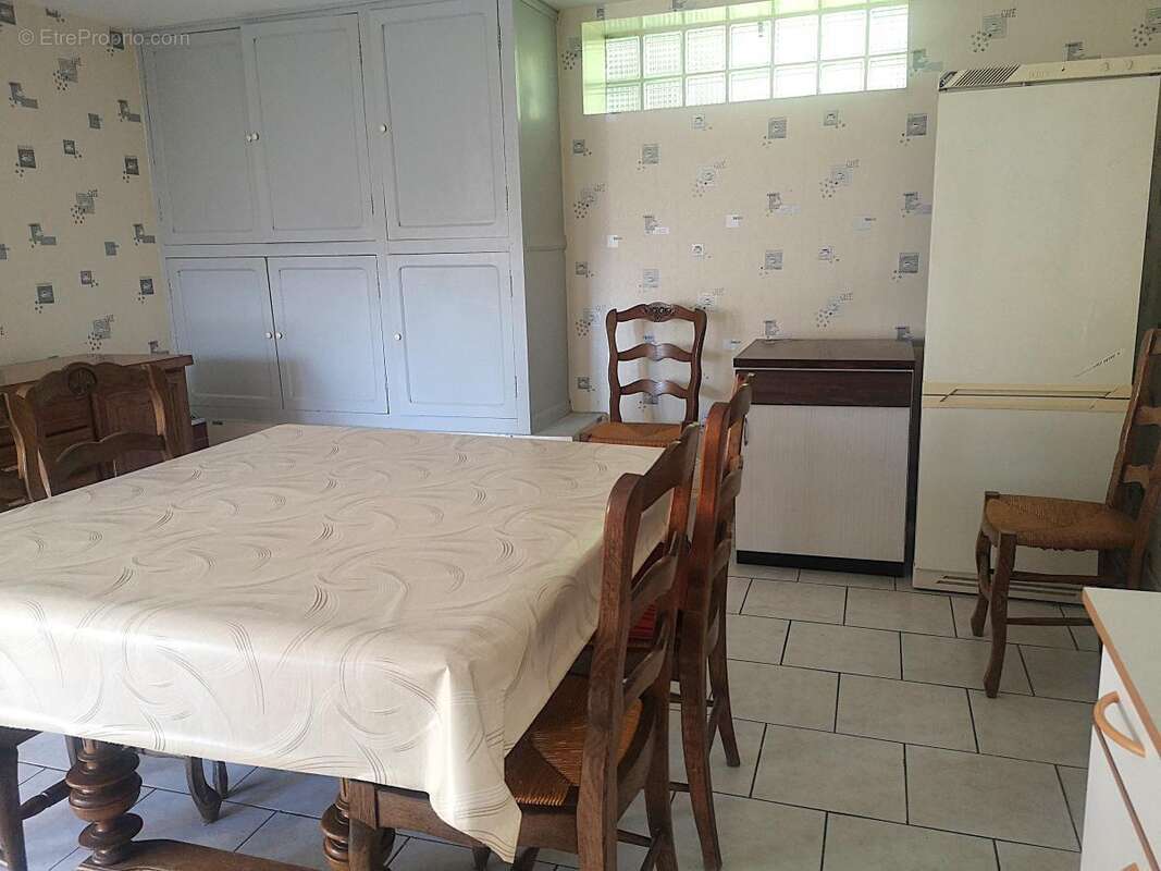 Maison 114 m² à Naves  - photo 9
