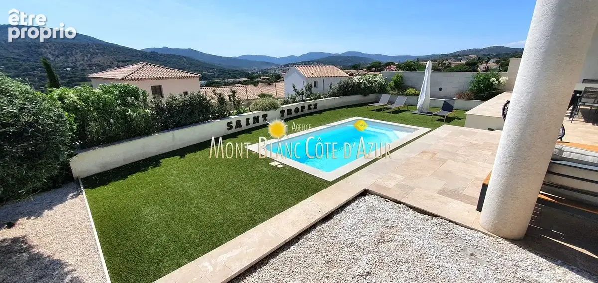 Villa 4 chambres, grand sejour, piscine, magnifique vue degagee jusqu'a la mer - photo 9
