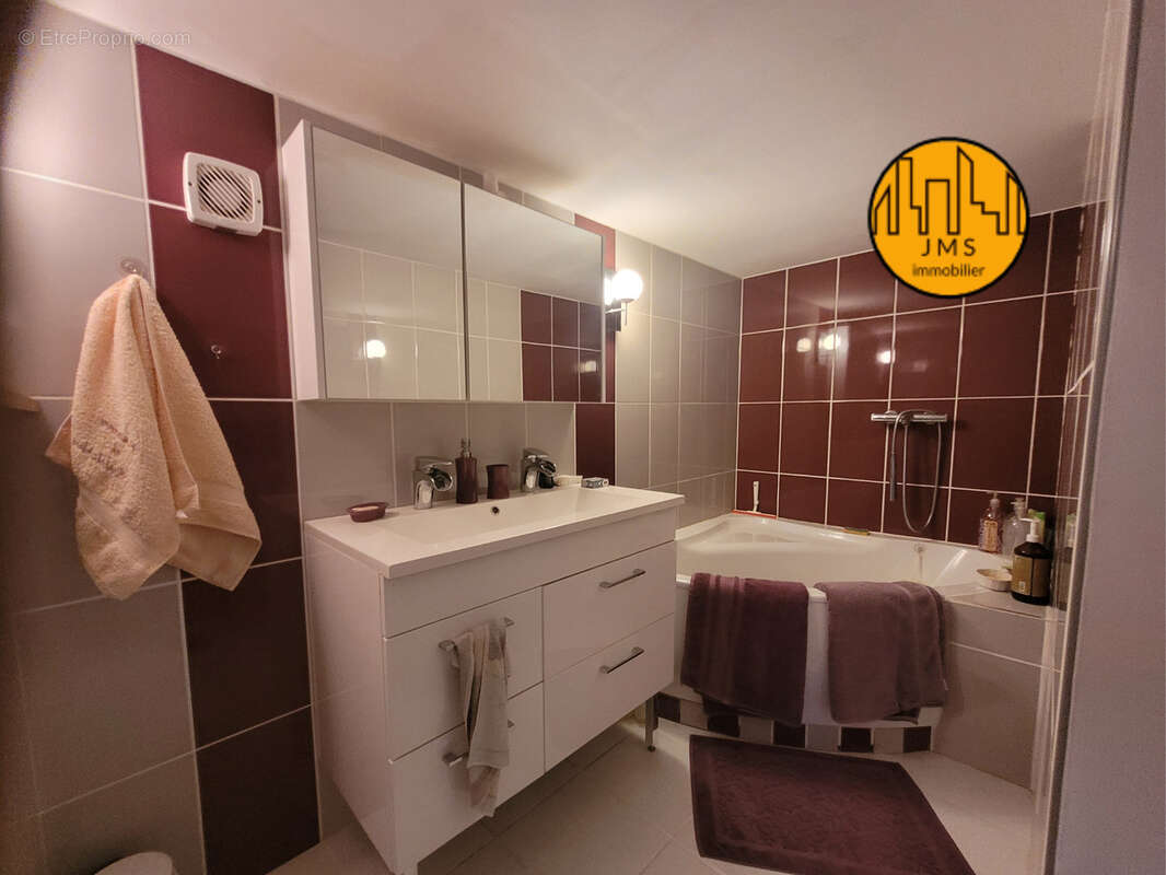 Maison à SAINT-HILAIRE