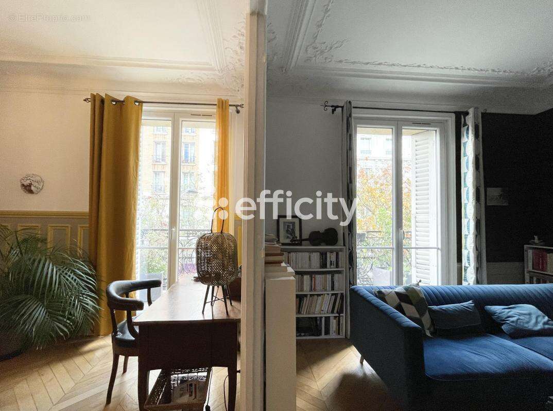 Appartement à PARIS-11E