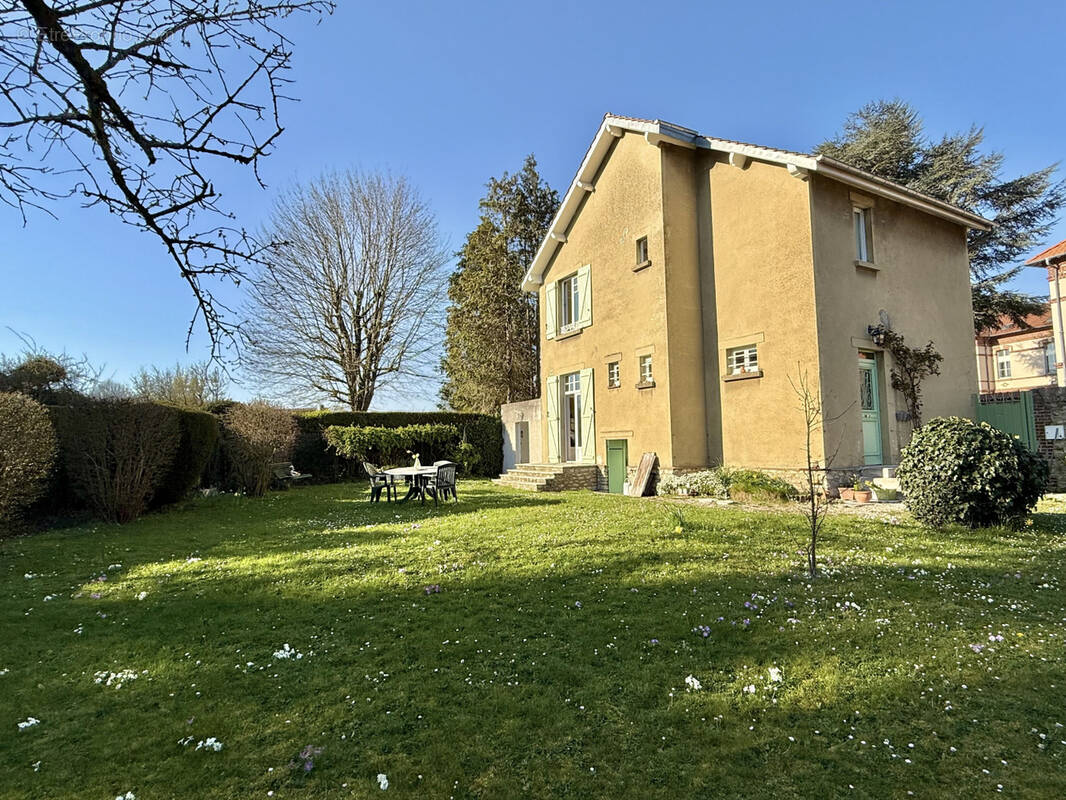 Maison à CHAUMONT-EN-VEXIN