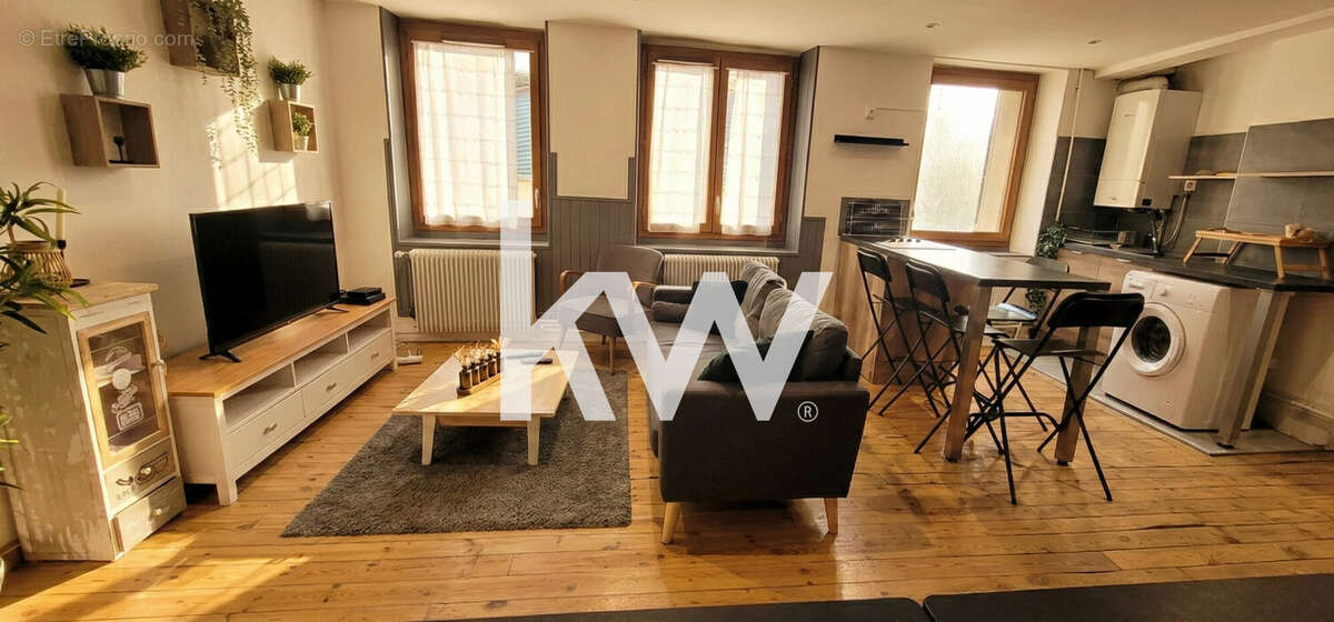 Appartement à SAINT-ETIENNE