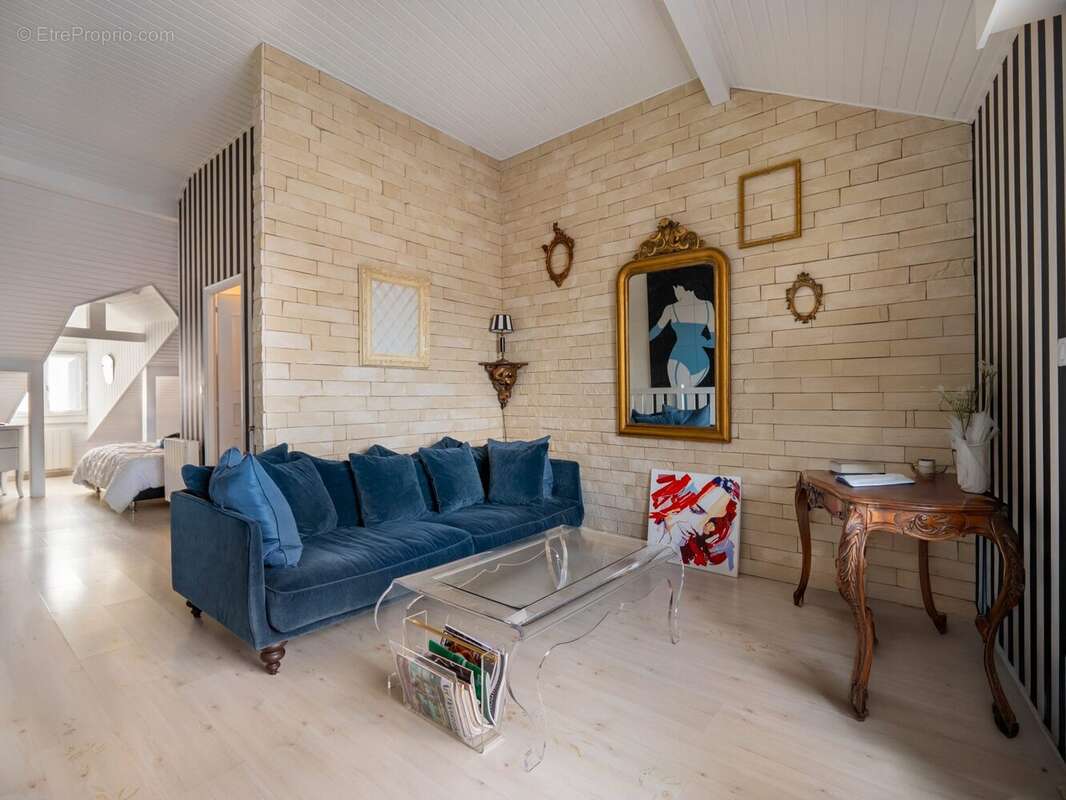 Appartement à EVIAN-LES-BAINS