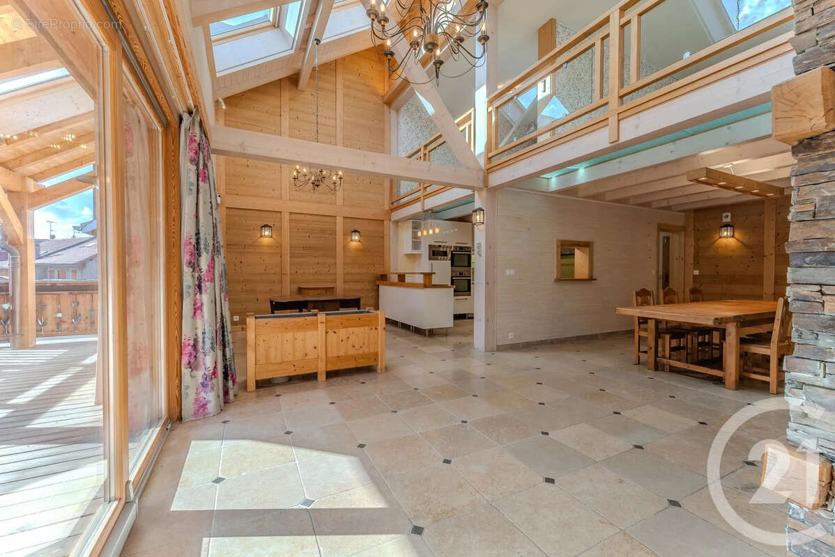 Maison à CHAMPANGES