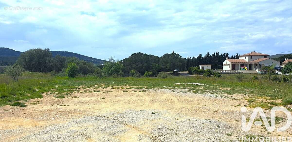Terrain 1506 m² à Montseret  - photo 5