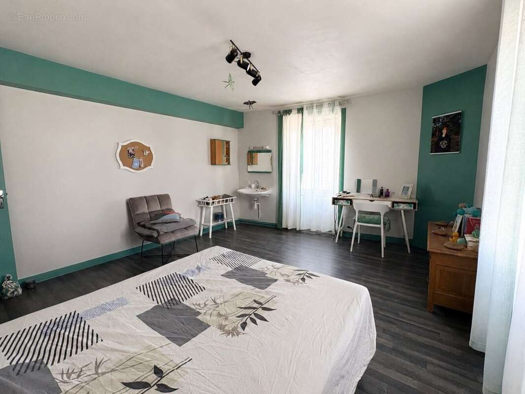 Maison de bourg 4 chambres - photo 3