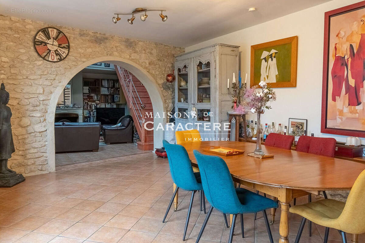 Maison à BEYNES