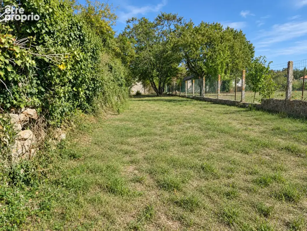 Maison lumineuse avec jardin et dépendance à Saint-Vincent-Sterlanges - photo 8