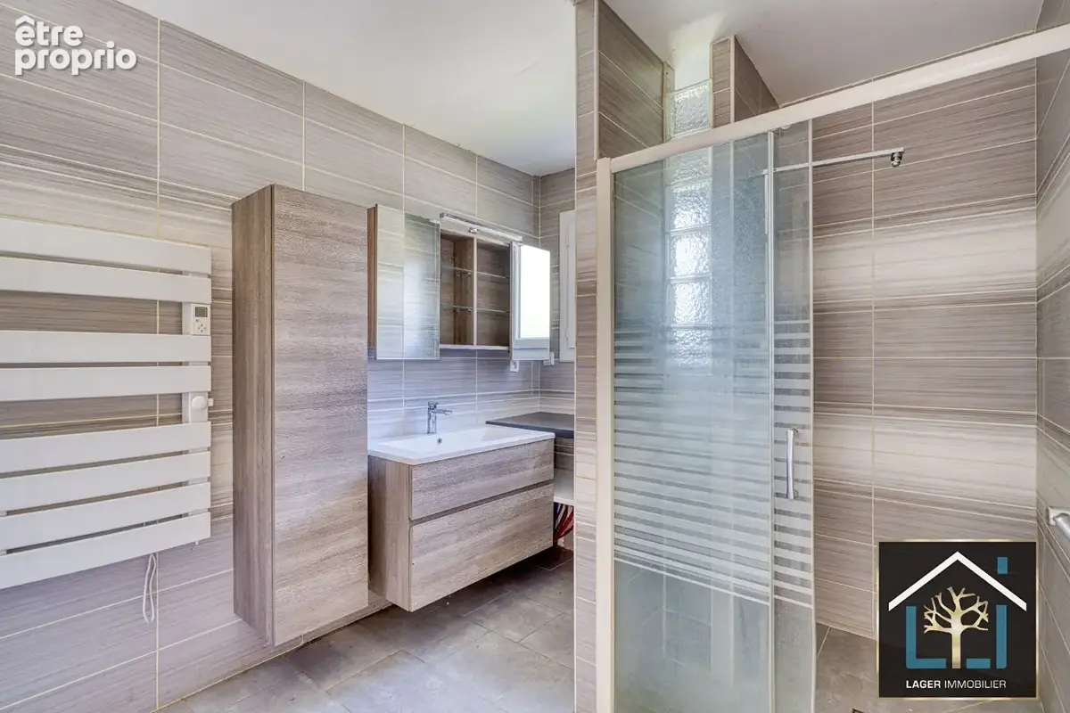 Maison La Boisse centre - photo 9