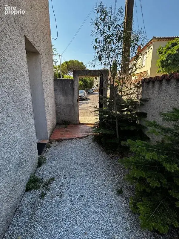 Duplex 3 chambres avec cour et garage - photo 2