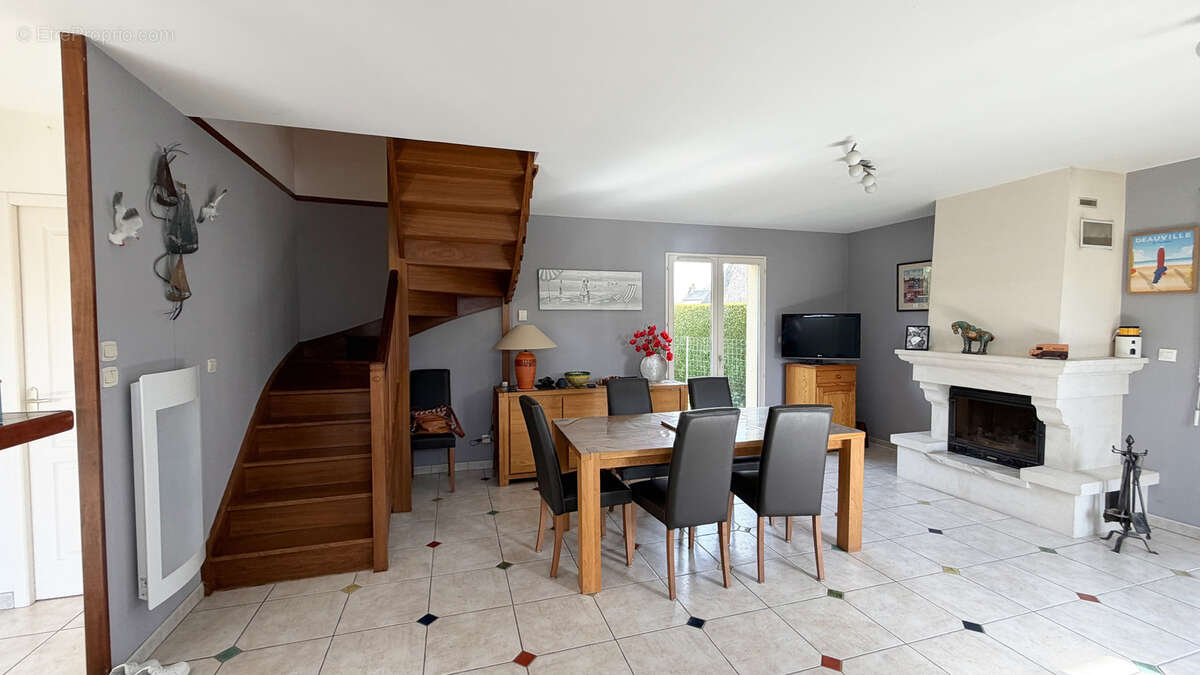 Maison à BEUZEVILLE