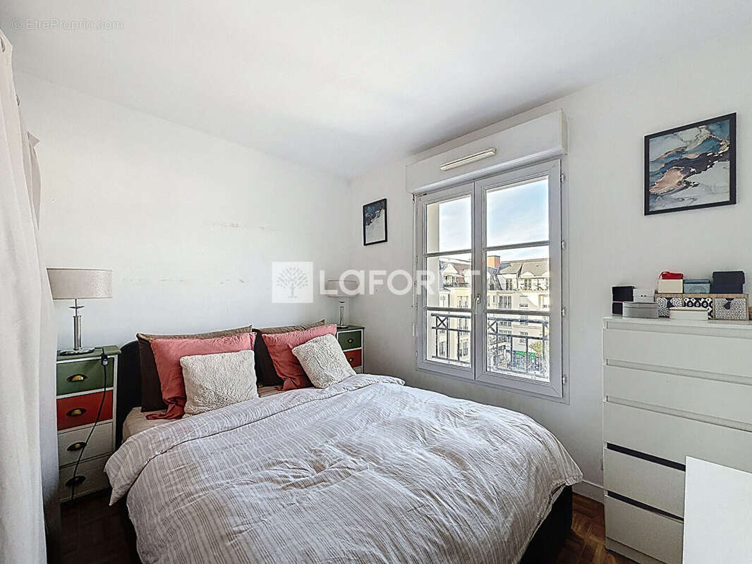 Appartement à LE PLESSIS-ROBINSON