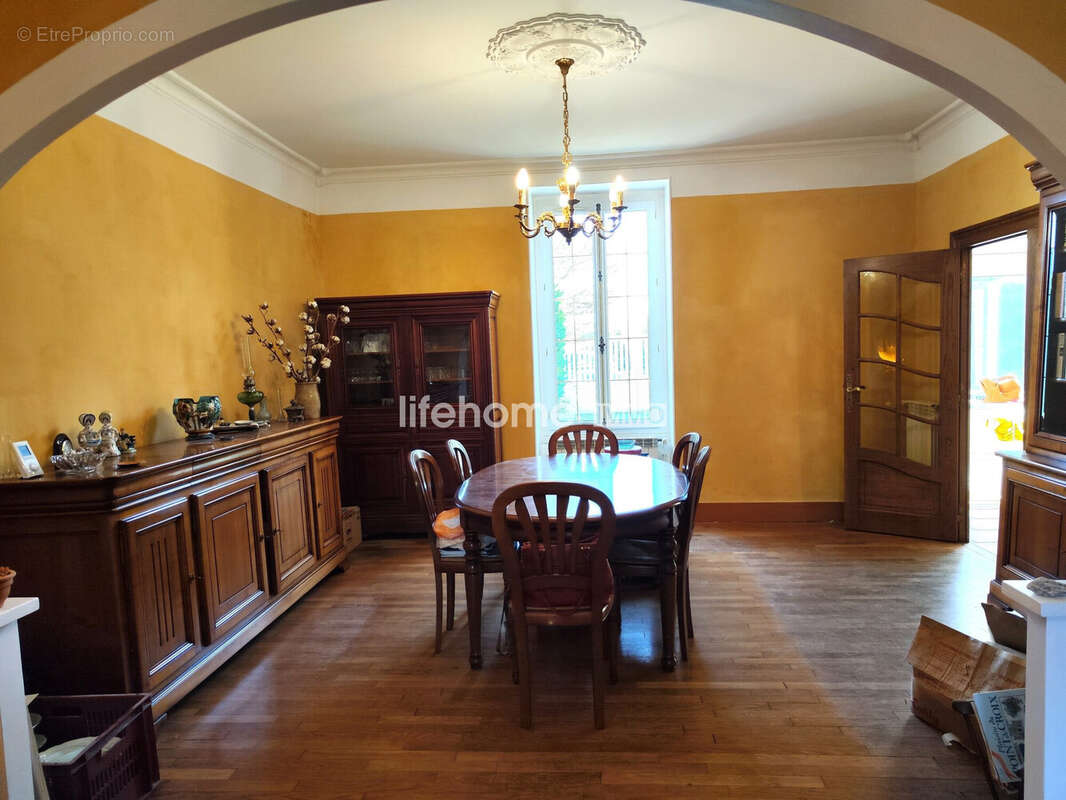 Maison 295 m² à Vierzon  - photo 5