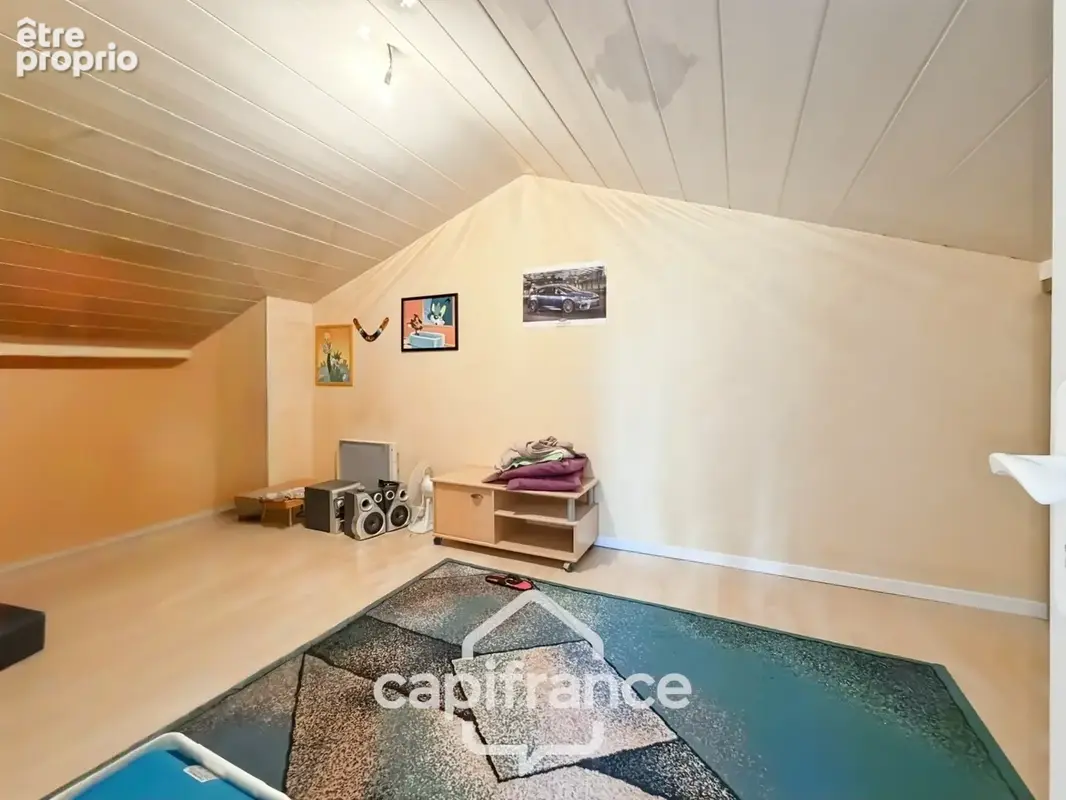 Maison Familiale avec piscine composée de 5 chambres sur ANJOU (38) - photo 15