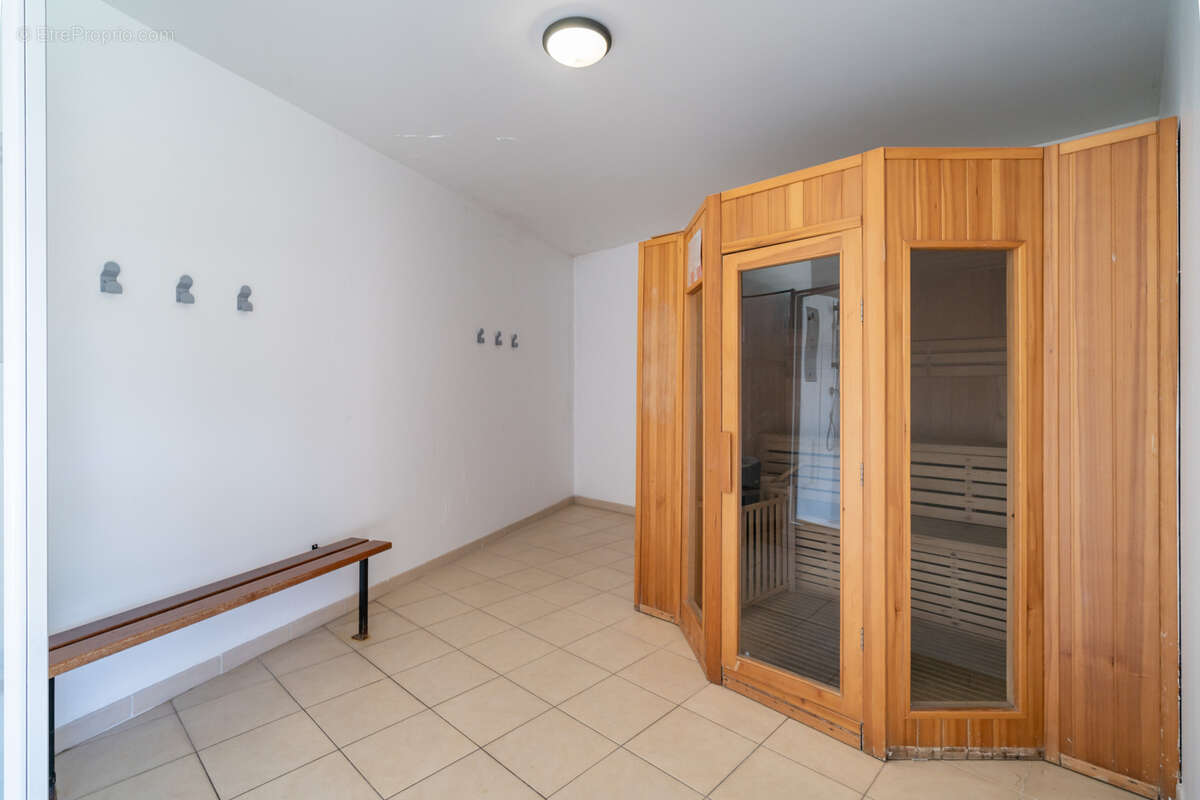 Appartement à MANDELIEU-LA-NAPOULE