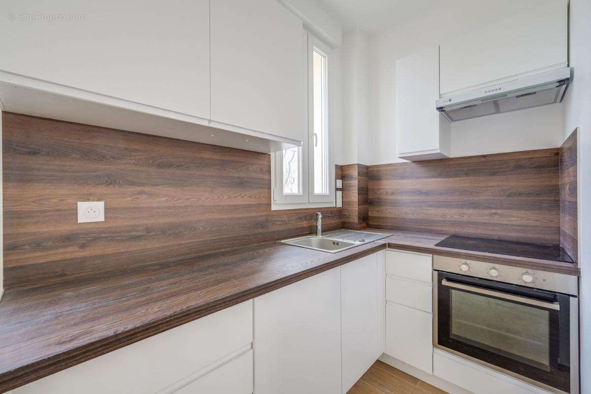 Appartement à AUBERVILLIERS
