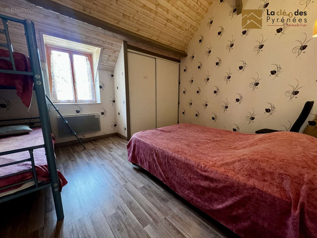 Maison à SARRANCOLIN