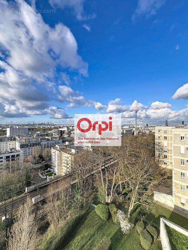 Appartement à ISSY-LES-MOULINEAUX
