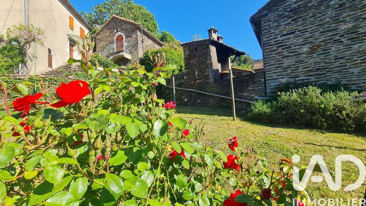 Photo 3 - Maison à LE COLLET-DE-DEZE