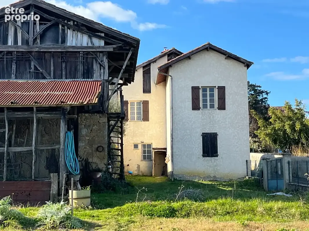 BEAUMARCHES MAISON de 1720 en pierres, 3 chambres, dans son jus, avec grange  et jardin 680m2, école et commerces de proximité,  - photo 14