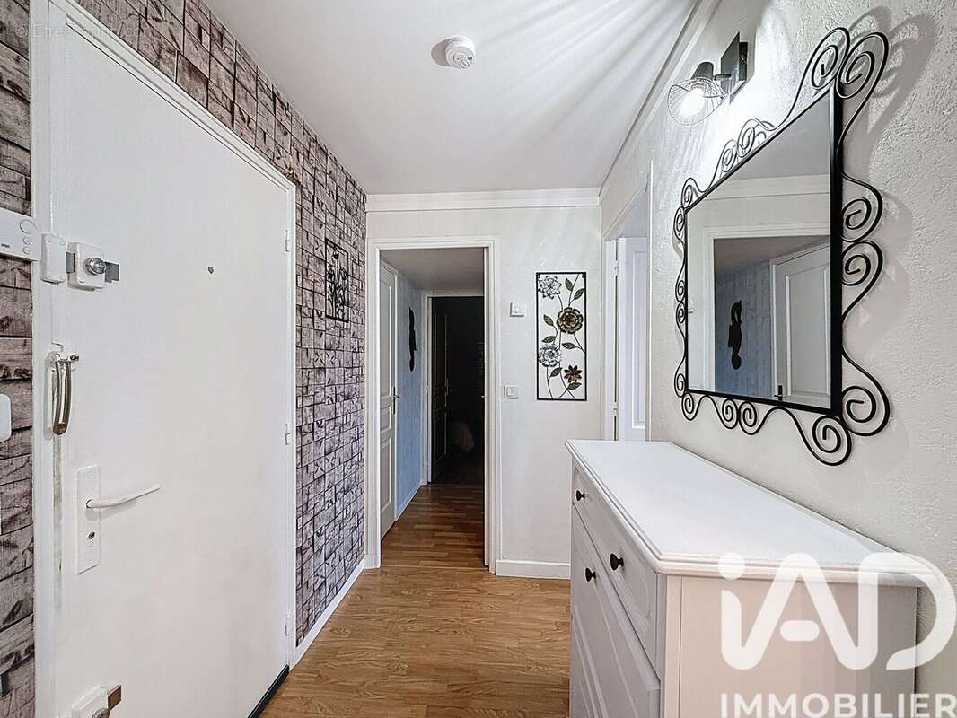 Photo 3 - Appartement à CHOISY-LE-ROI