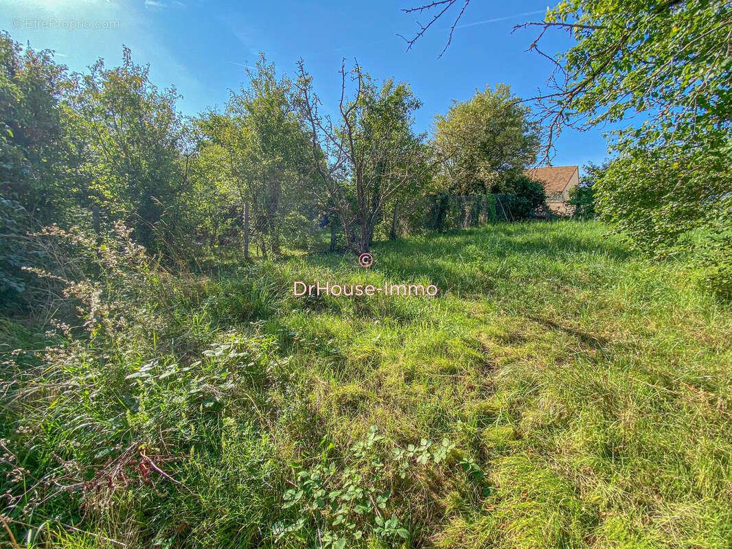 Terrain à GUERVILLE