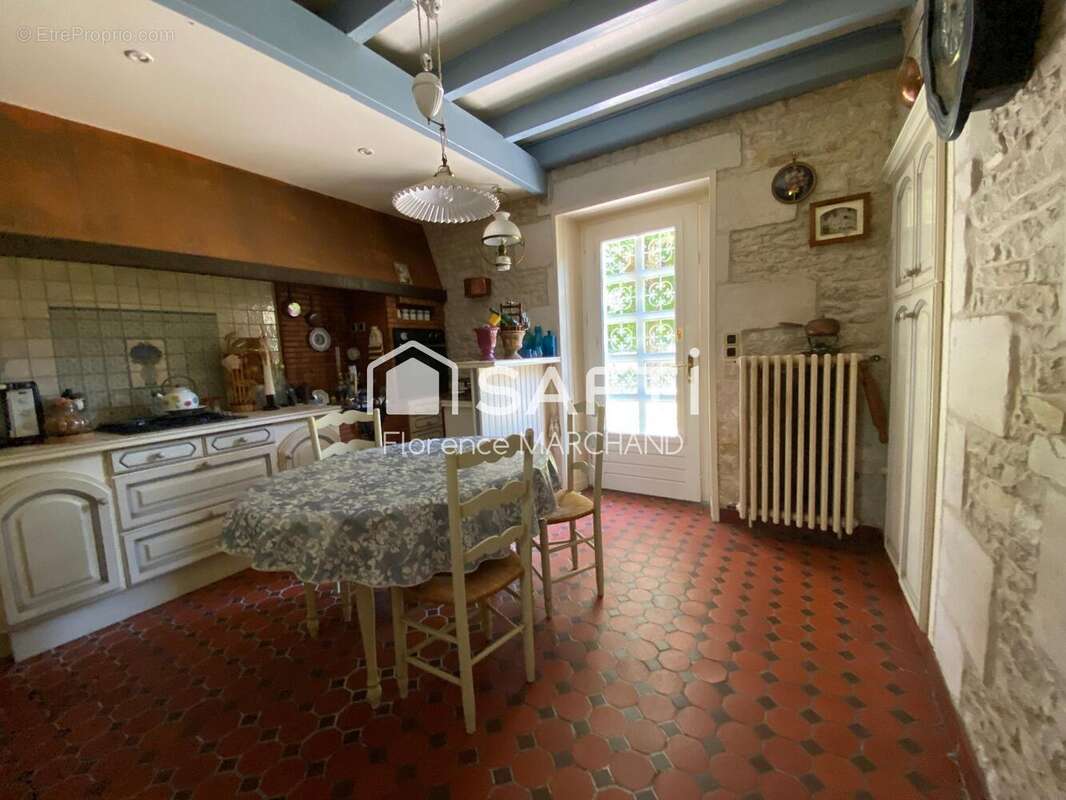 Maison 173 m² à Aiffres  - photo 6