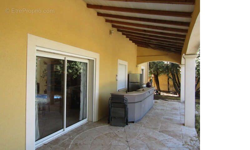 Maison à DONZERE