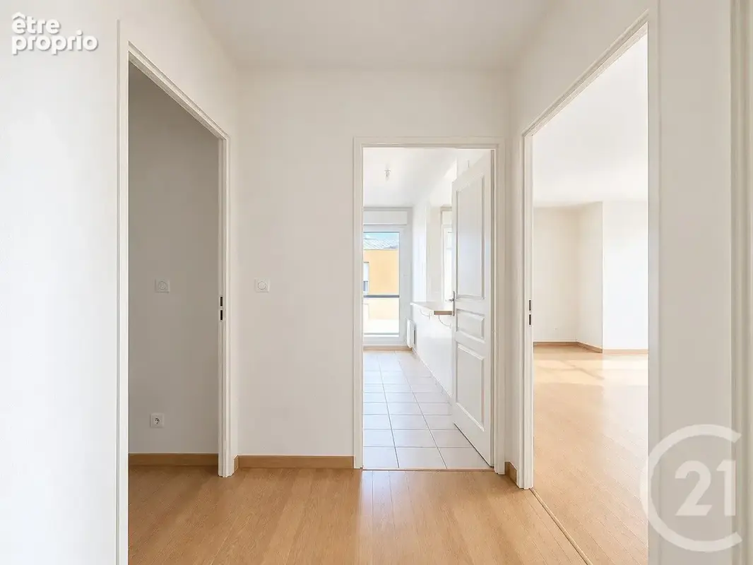 Appartement 3 pièces 72 m² à vendre à Luce (28110) - photo 7