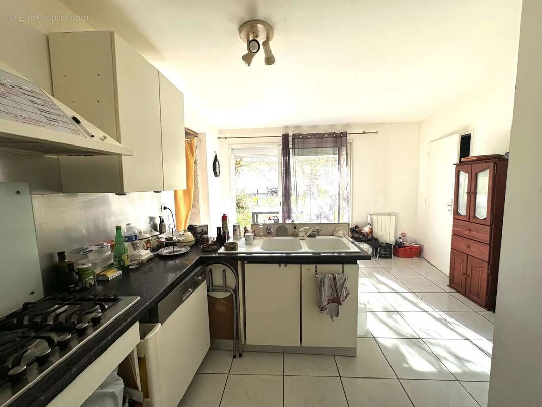 Appartement à ETAULIERS