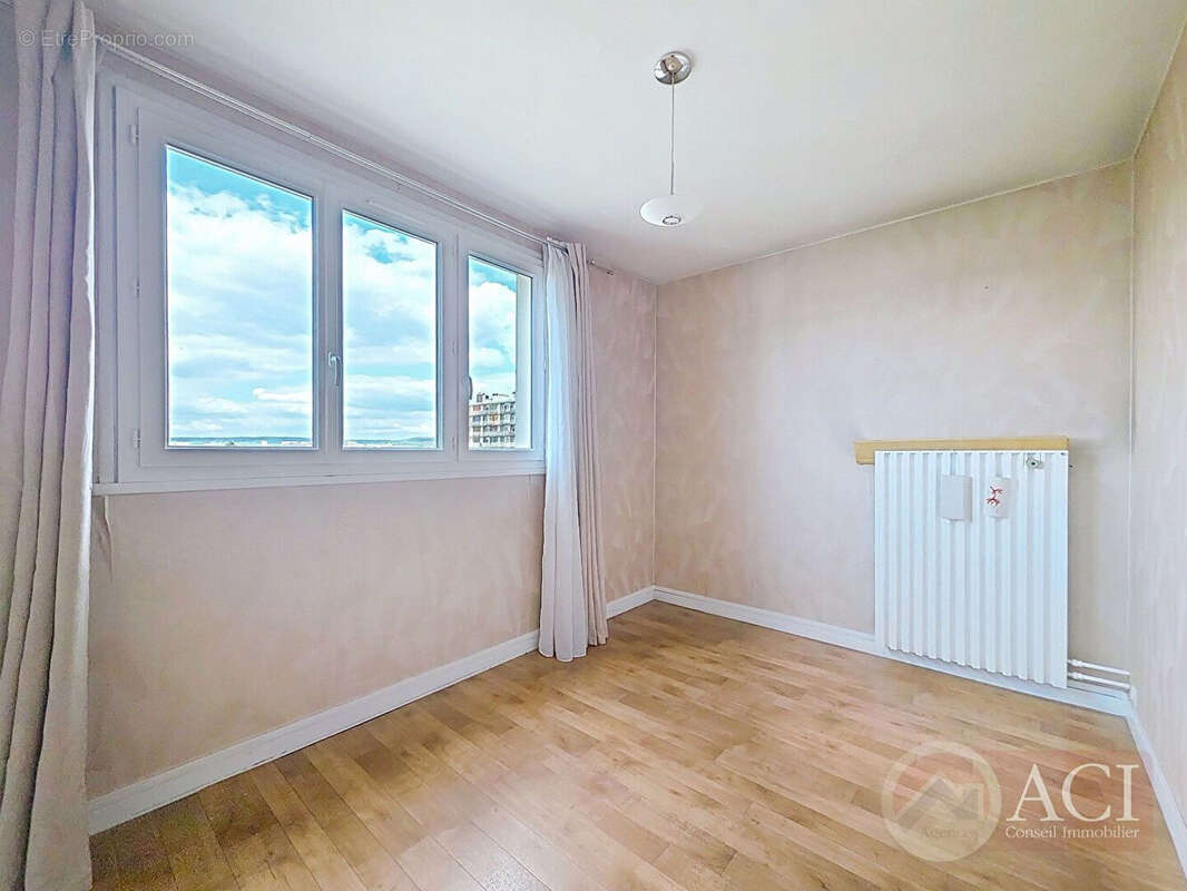 Appartement 2 pièces à Epinay-sur-seine (93800) - photo 4