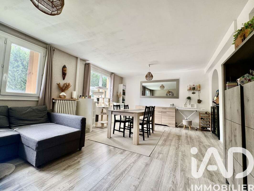 Appartement 55 m² à Epinay-Sur-Orge  - photo 2