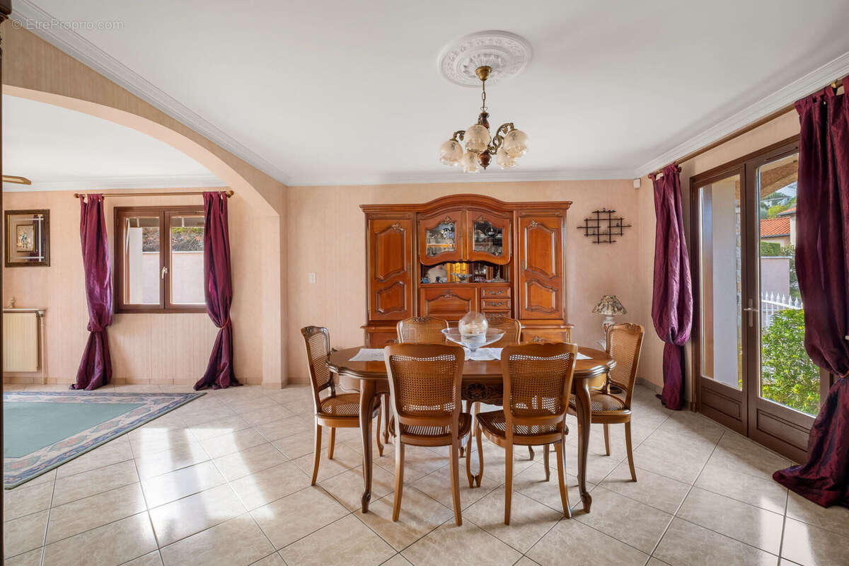 Photo 9 - Maison à SAINT-SYMPHORIEN-D&#039;OZON