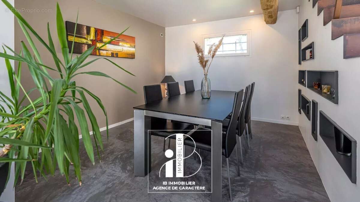 Maison à MORET-SUR-LOING