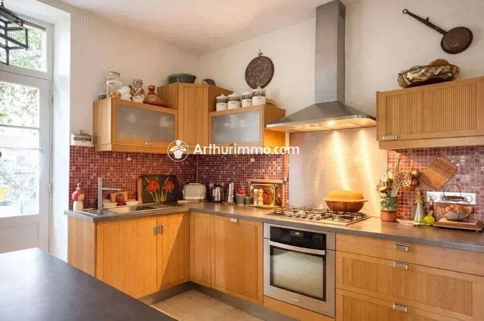 Vente Maison Saint-jean-d'angely(17400) 263 000ï¿œ - photo 2